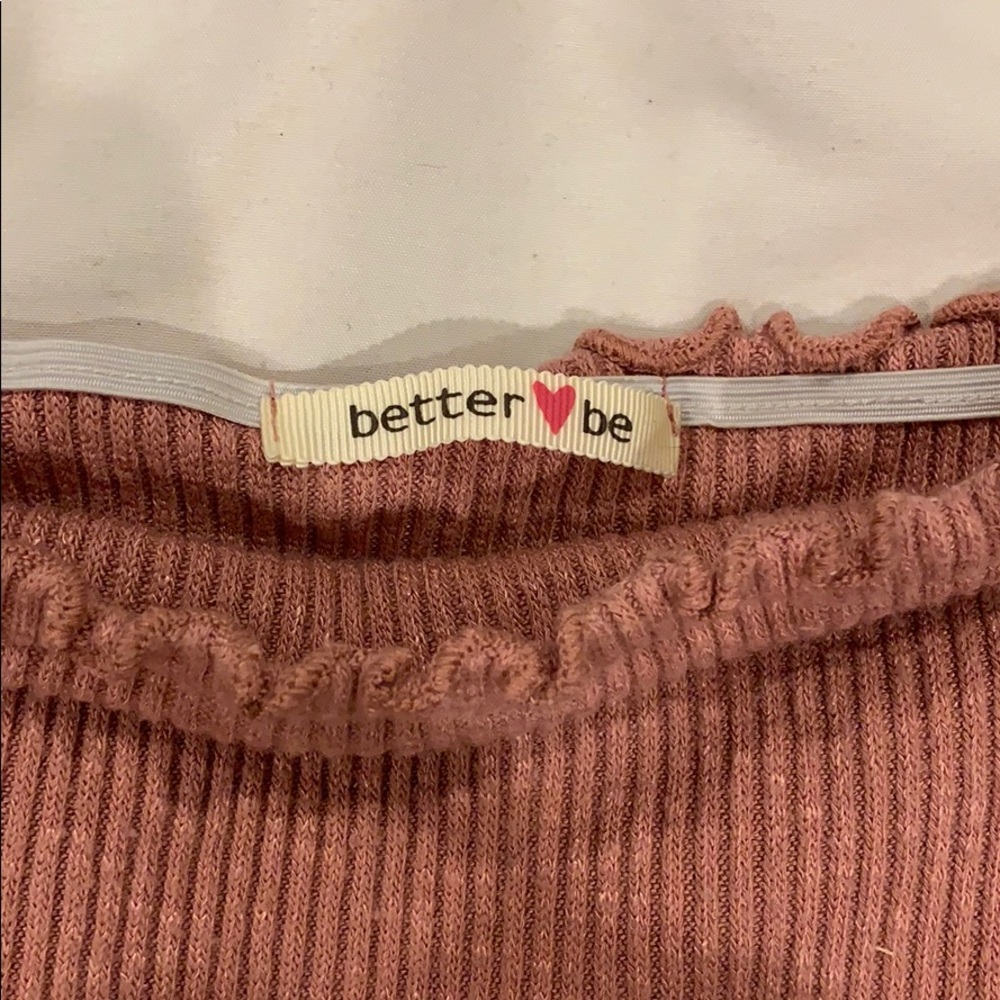Pink off the shoulder crop top - Picture 2 of 2